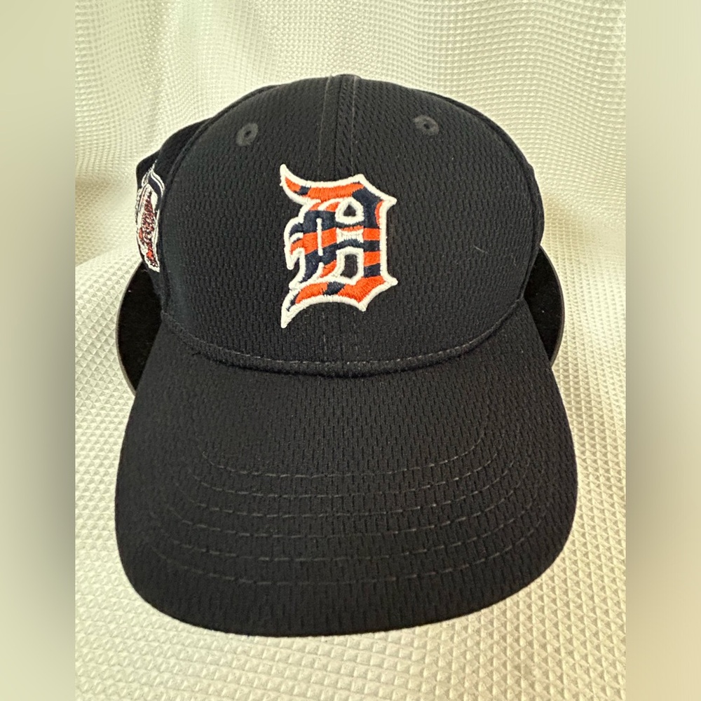 Use Detroit Tigers new era flex baseball cap child youth